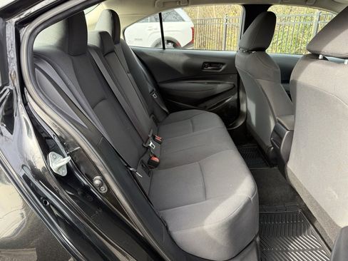 Used 2022 Toyota Corolla LE image 34