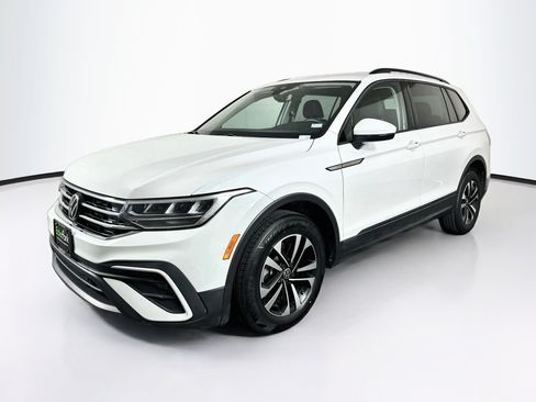 Used 2024 Volkswagen Tiguan S FWD image 3