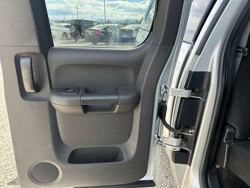 Used 2010 Chevrolet Silverado 1500 LT w/ Power Pack Plus AWD/4WD image 21