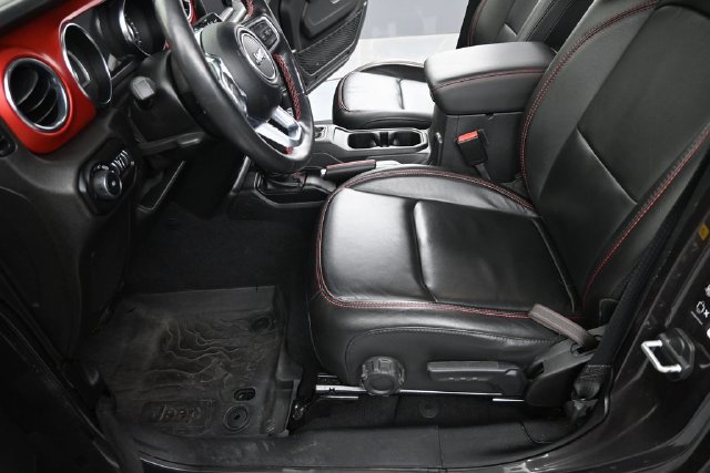 Used 2021 Jeep Wrangler Unlimited Rubicon AWD/4WD image 10