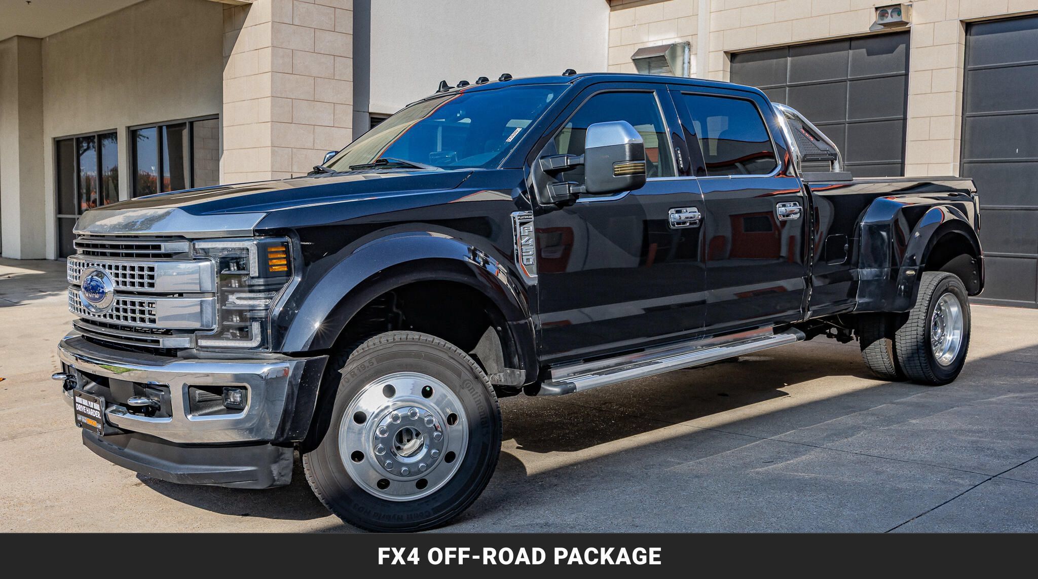 Used 2019 Ford F450 Platinum w/ Platinum Ultimate Package AWD/4WD image 4