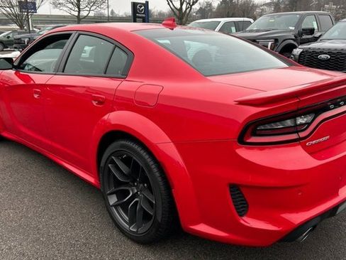 Used 2023 Dodge Charger SRT Hellcat w/ Harman/Kardon Audio Group image 2