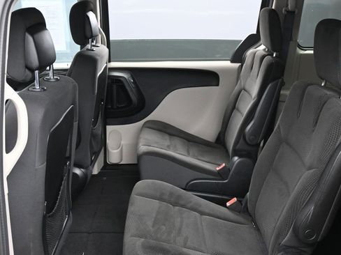 Used 2017 Dodge Grand Caravan SE w/ Power Window Group image 30