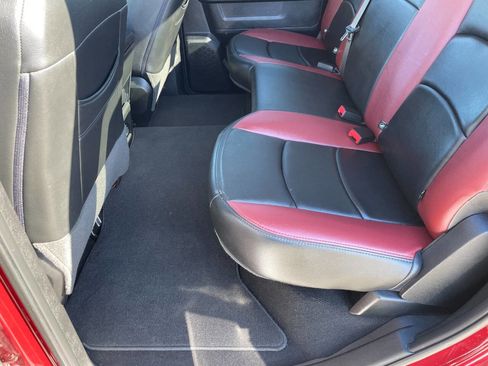 Used 2018 RAM 1500 Express w/ Express Value Package image 23