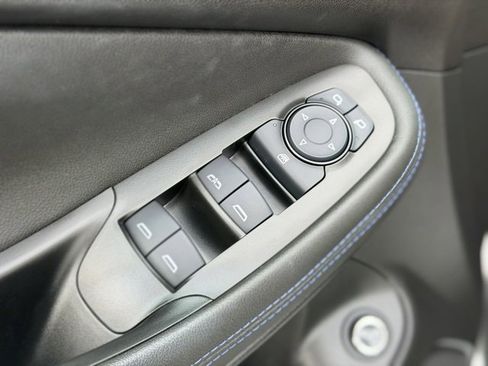 Certified 2025 Buick Encore GX Sport Touring w/ Comfort Package image 19