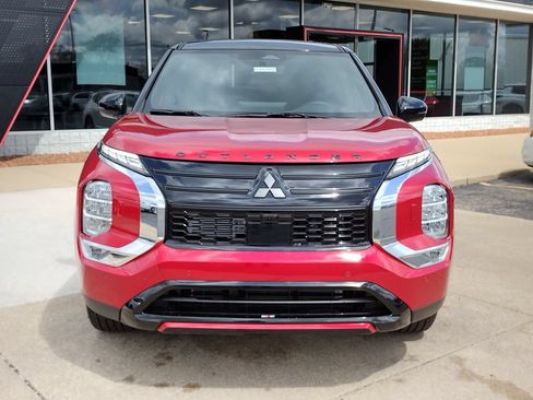 New 2026 Mitsubishi Outlander AWD image 12