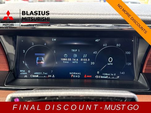 Used 2022 Lincoln Navigator Reserve image 39