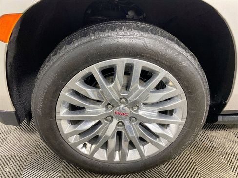 Used 2023 GMC Yukon Denali image 10