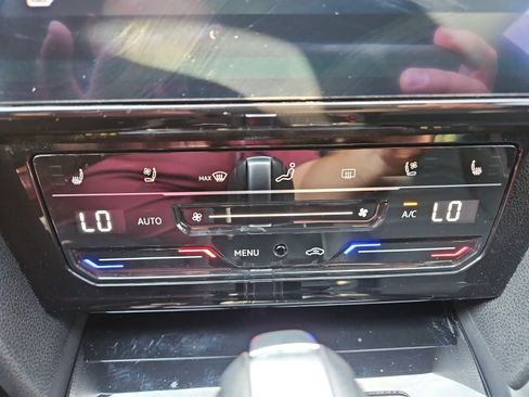 Used 2021 Volkswagen Arteon SEL Premium AWD/4WD image 27