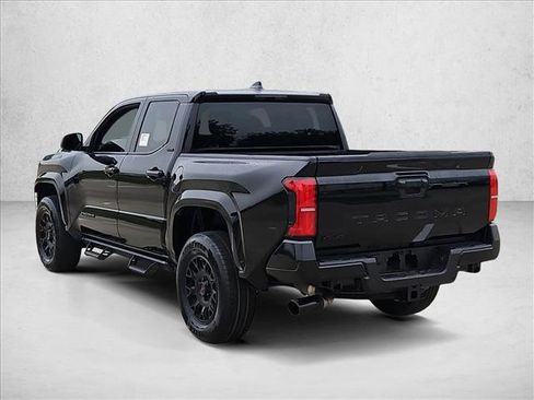 Used 2025 Toyota Tacoma SR5 AWD/4WD image 8