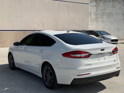 Used 2020 Ford Fusion SEL FWD image 5