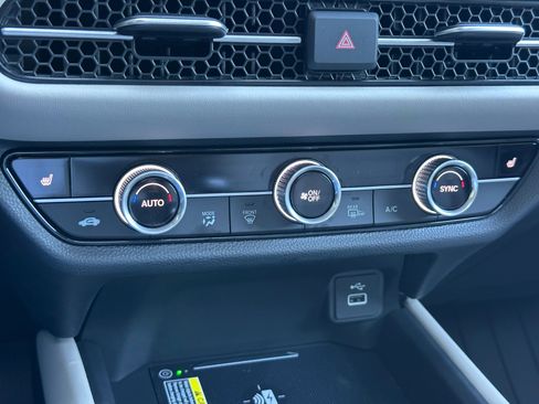 New 2025 Honda HR-V EX-L image 30