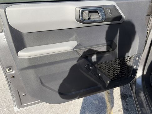 Used 2022 Ford Bronco Big Bend image 15