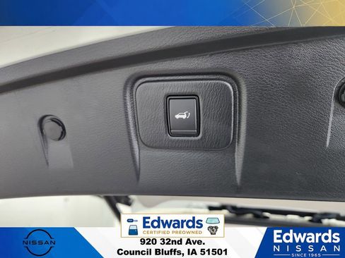 Used 2021 Nissan Murano SL w/ SL Moonroof Package AWD/4WD image 17