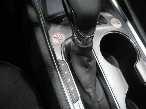 Used 2025 Chevrolet Malibu LT FWD image 22