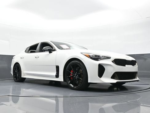 Used 2022 Kia Stinger GT2 w/ Scorpion Package image 60