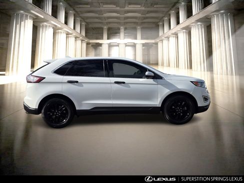 Used 2018 Ford Edge SEL w/ Equipment Group 201A image 3
