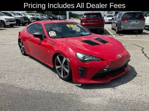 Used 2017 Toyota 86 RWD image 3