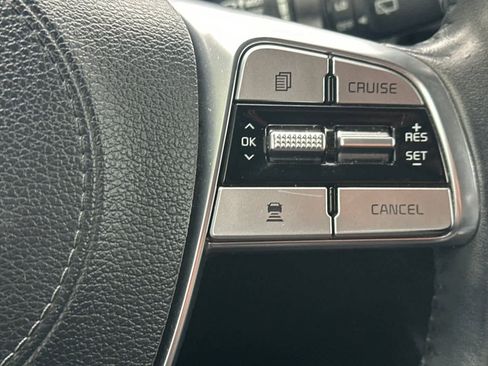 Used 2020 Kia Telluride LX image 29