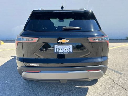 New 2026 Chevrolet Equinox LT w/ Convenience Package II image 4