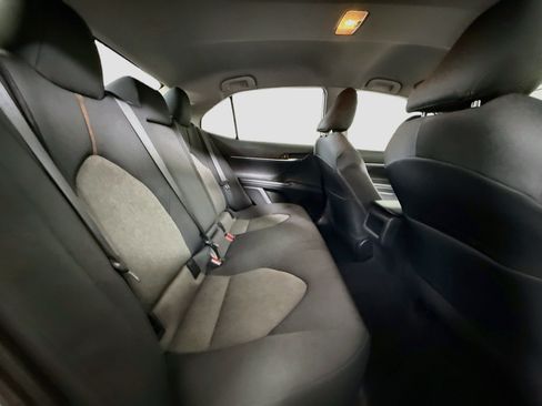 Used 2020 Toyota Camry LE FWD image 26