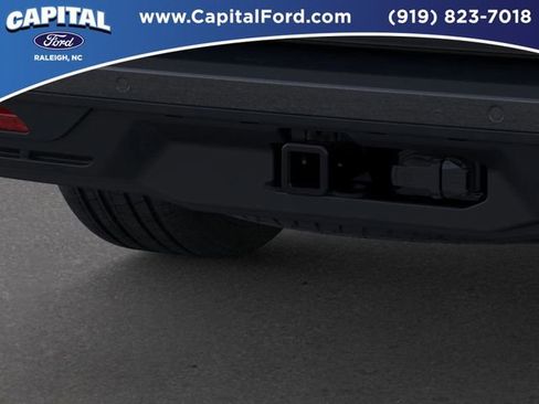 New 2026 Ford Expedition Active image 23