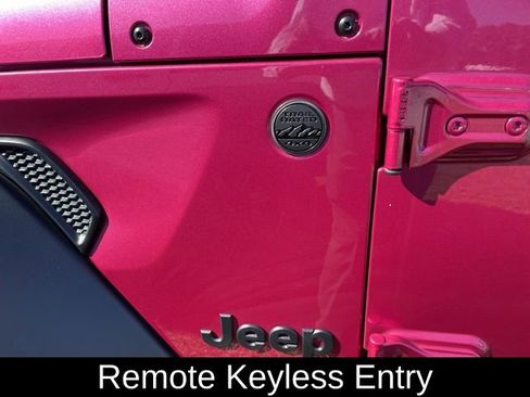 Used 2024 Jeep Wrangler Sport S image 7