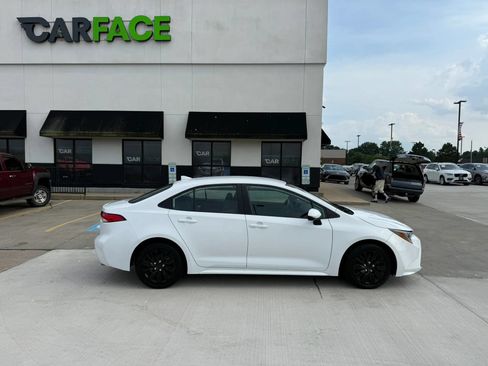 Used 2023 Toyota Corolla LE FWD image 16
