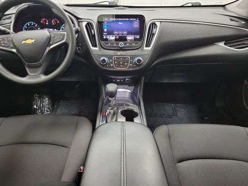 Used 2024 Chevrolet Malibu LT FWD image 12