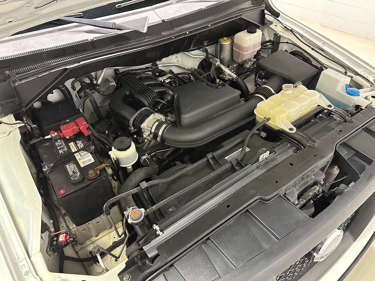 Used 2017 Nissan NV 2500 SV w/ Technology Package RWD image 3