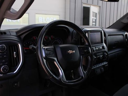 Used 2020 Chevrolet Silverado 1500 LT w/ Fleet Comfort Package AWD/4WD image 2