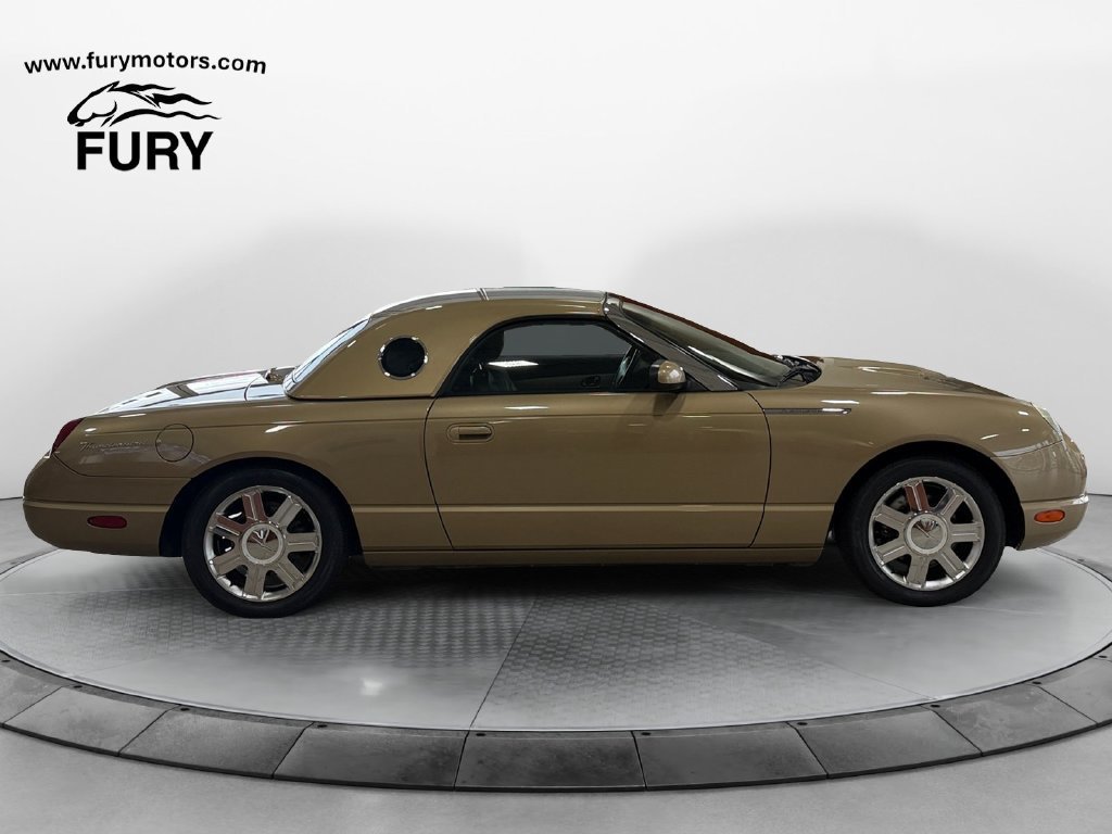 Used 2005 Ford Thunderbird RWD image 3