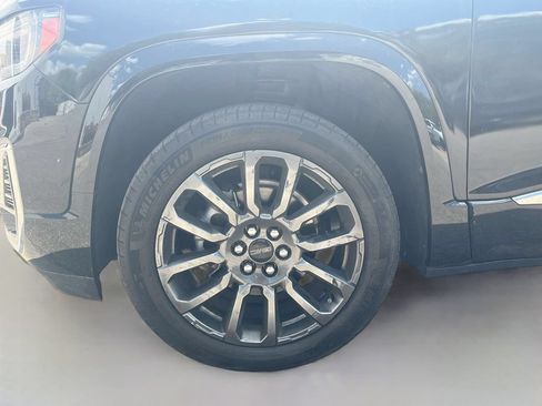 Used 2023 GMC Acadia Denali w/ Black Diamond Edition FWD image 33