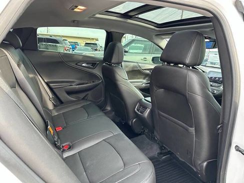 Used 2019 Chevrolet Malibu Premier w/ Sun and Wheel Package image 14