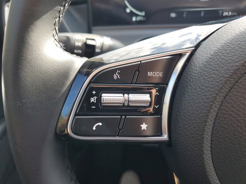 Certified 2025 Kia Seltos EX image 27