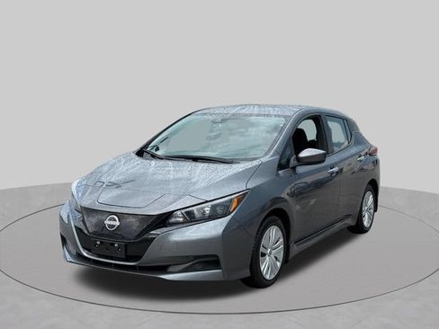 Used 2023 Nissan Leaf S FWD image 9