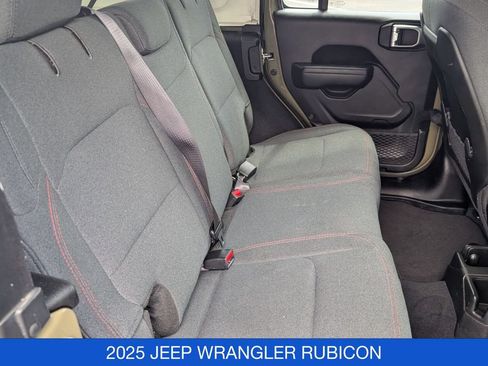 Used 2025 Jeep Wrangler Unlimited Rubicon AWD/4WD image 30