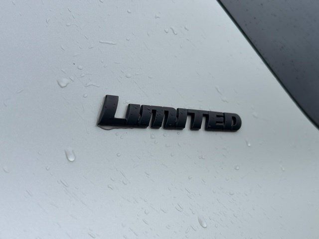 Used 2021 Toyota 4Runner Nightshade AWD/4WD image 11