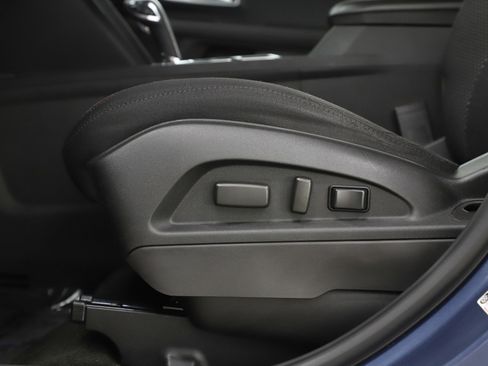 Used 2012 Chevrolet Equinox LT w/ Driver Convenience Package image 22