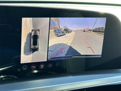 New 2026 Cadillac Lyriq Premium Sport image 21