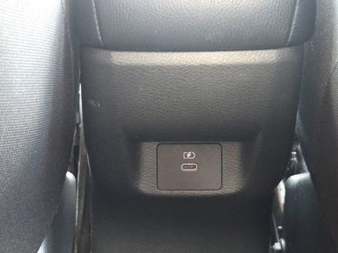 Used 2024 Nissan Versa SV FWD image 14
