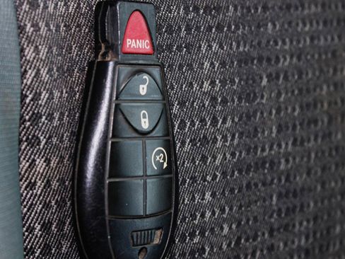 Used 2018 RAM 1500 Big Horn image 34