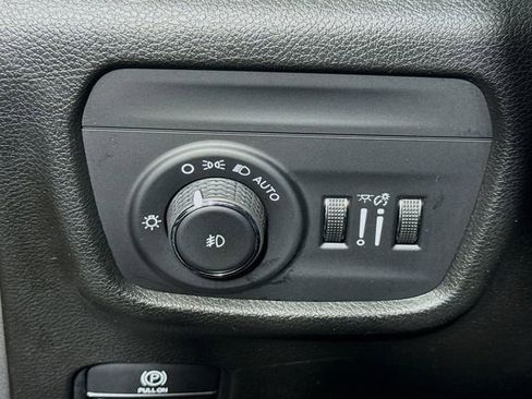 Used 2021 Jeep Grand Cherokee L Limited image 11