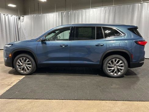 New 2026 Buick Enclave Preferred w/ Power Package image 7