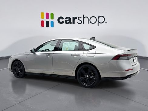 Used 2025 Honda Accord Sport image 3