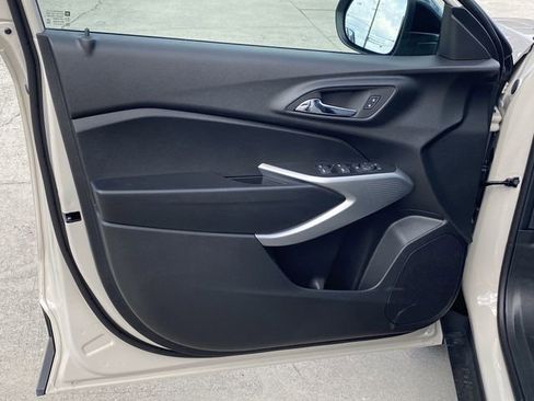 New 2026 Chevrolet Trax RS image 19
