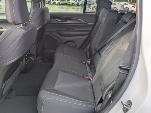 New 2026 Jeep Grand Cherokee Laredo RWD image 13