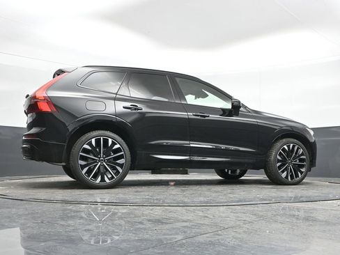 New 2026 Volvo XC60 B5 Ultra w/ Protection Package Premier image 37