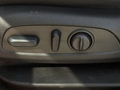 Certified 2024 Chevrolet Blazer LT w/ Convenience Package image 25