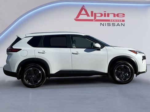 Certified 2024 Nissan Rogue SV w/ SV Premium Package image 6